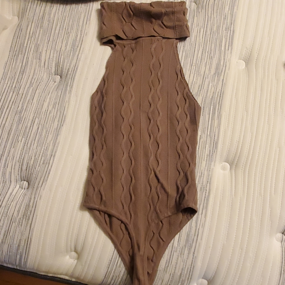 Fashion Nova Taupe Knit Bodysuit